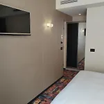 Helussi Hotel