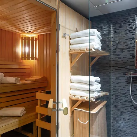 Helussi Hotel