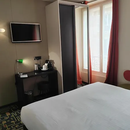 Helussi 3* Parigi