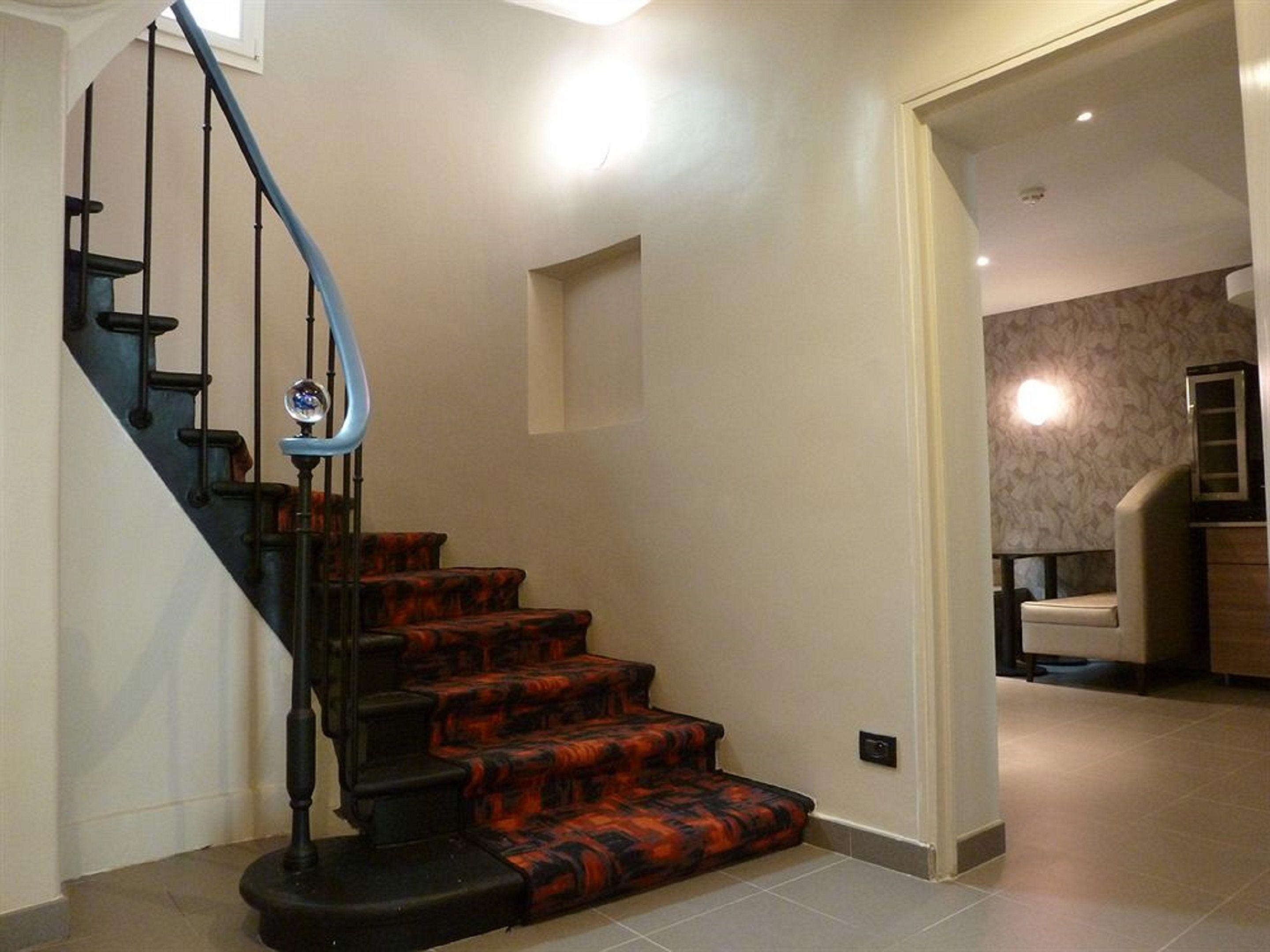 Hotel Helussi Parigi